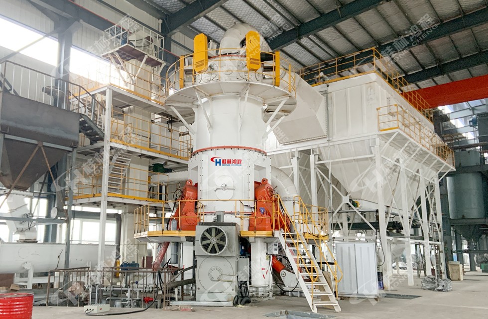 HLMX1700河南寶豐縣1000目鉀長(zhǎng)石粉磨加工生產(chǎn)線(xiàn)鳴鑼投產(chǎn)